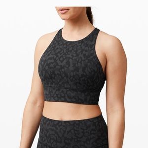 Energy High Neck Long Line. Medium Support,B–D Cup